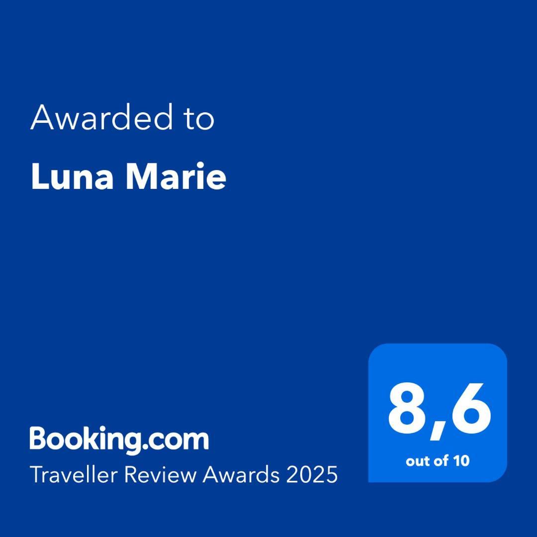 Luna Marie